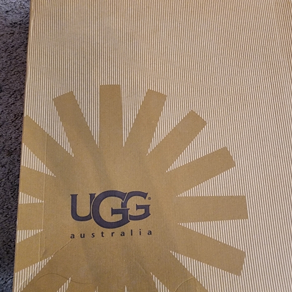 UGG Women's Brown Kona Boots - Picture 5 of 5